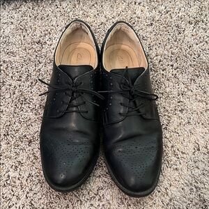 Clarks Black Leather Women's Oxfords